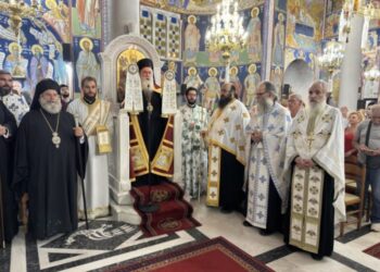 Με λαμπρότητα ο Εσπερινός του Αγίου Νικοδήμου στη Νάξο