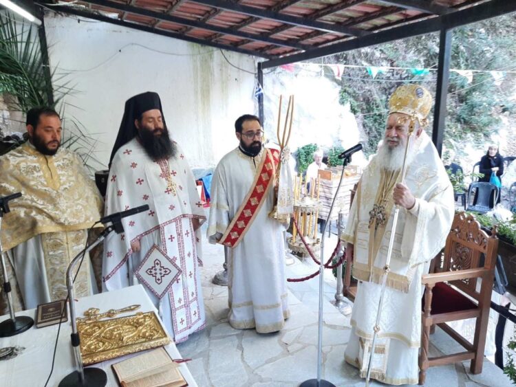 Ο ΜΗΤΡΟΠΟΛΙΤΗΣ ΧΑΛΚΙΔΟΣ ΣΤΗΝ ΕΥΒΟΪΚΗ ΥΠΑΙΘΡΟ