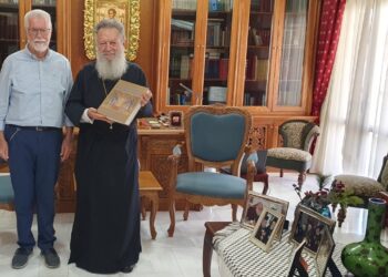 Ο ΧΡΙΣΤΟΦΟΡΟΣ ΣΩΦΡΟΝΙΟΥ ΕΠΕΔΩΣΕ ΤΟ ΝΕΟ ΤΟΥ ΒΙΒΛΙΟ ΣΤΟΝ ΜΗΤΡΟΠΟΛΙΤΗ ΧΑΛΚΙΔΟΣ