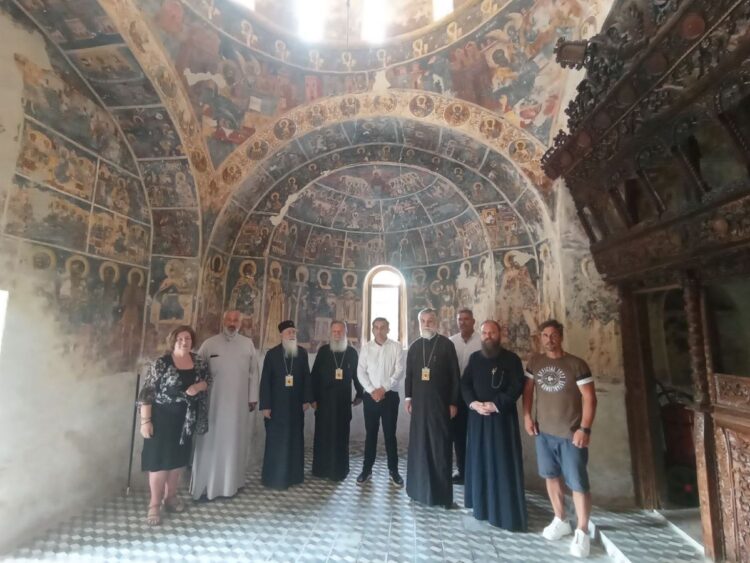 ΑΡΧΙΕΡΑΤΙΚΗ ΘΕΙΑ ΛΕΙΤΟΥΡΓΙΑ ΣΤΗΝ Ι. ΜΟΝΗ ΕΥΑΓΓΕΛΙΣΤΡΙΑΣ ΣΚΙΑΘΟΥ