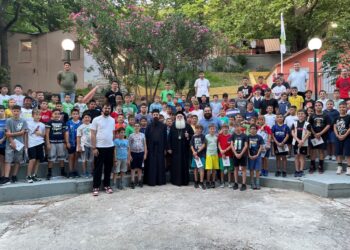 Ο Σεβ. Μητροπολίτης Δημητριάδος στην Κατασκήνωση