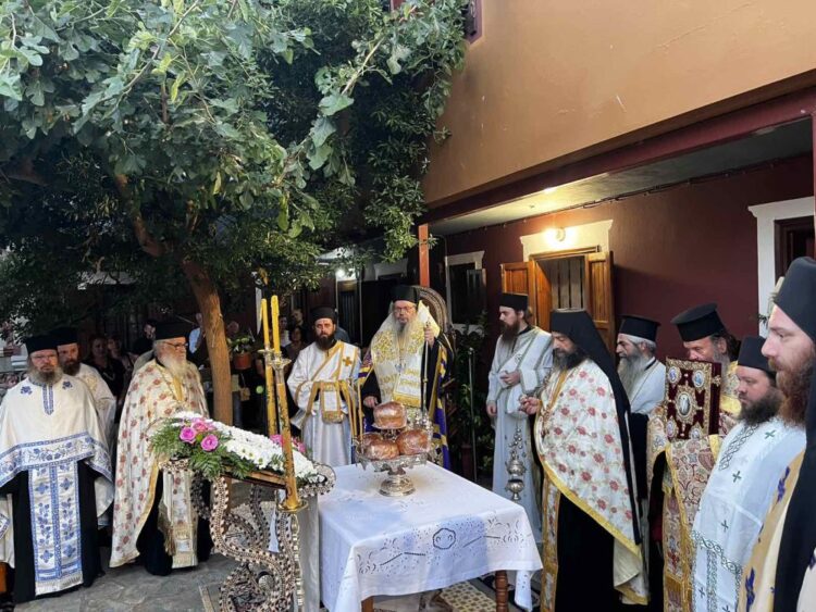 Πανηγυρικός Εσπερινός στην Ιερά Μονή Αγίου Παντελεήμονος Αγιάς