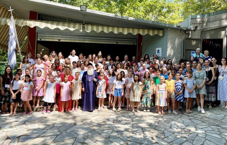 Δημητριάδος Ιγνάτιος: «Κάνετε το σπίτι σας μία κατασκήνωση»