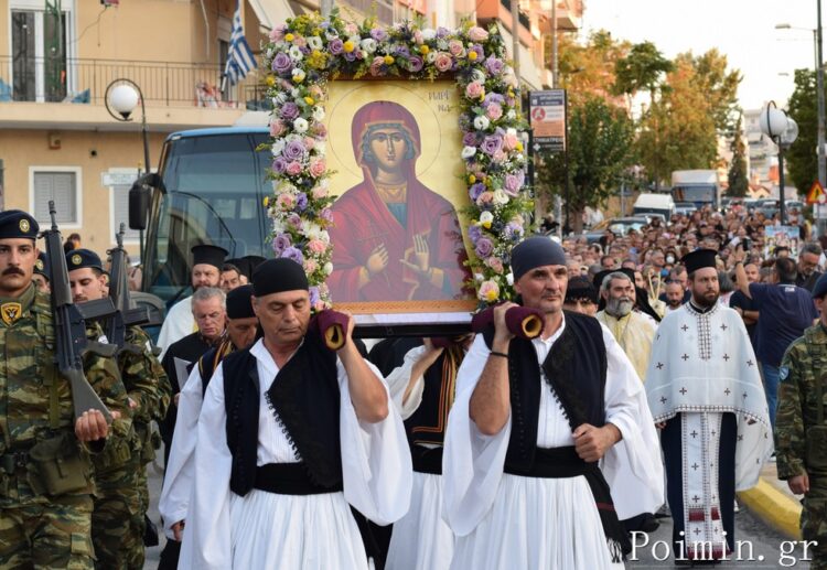 Μεγαλειώδης λιτανεία στην Αγία Μαρίνα Ηλιουπόλεως