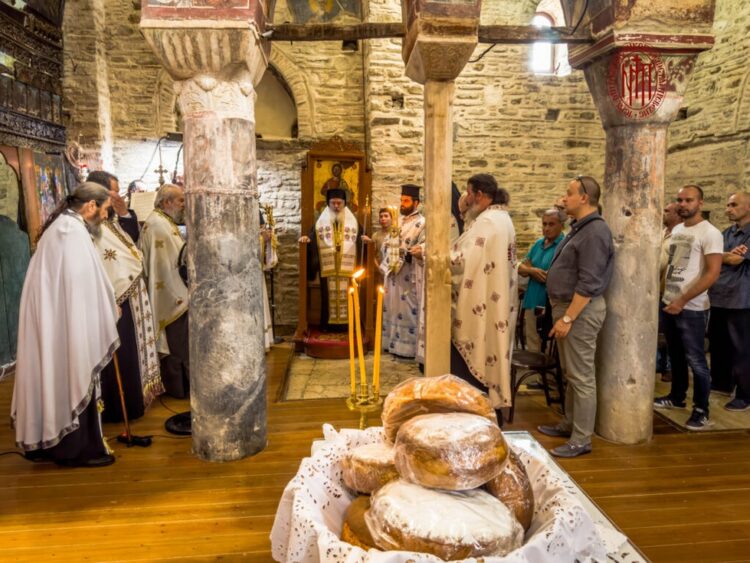 ΠΑΝΗΓΥΡΙΚΟΣ ΕΣΠΕΡΙΝΟΣ ΕΟΡΤΗΣ ΚΑΤΑΘΕΣΕΩΣ ΤΙΜΙΑΣ ΕΣΘΗΤΟΣ ΥΠΕΡΑΓΙΑΣ ΘΕΟΤΟΚΟΥ ΣΤΗΝ ΒΛΑΧΕΡΝΑ ΑΡΤΗΣ