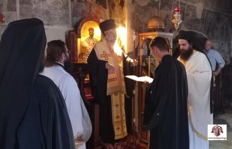 Χειροθεσία Αναγνώστη στην Ι.Μ. Αγίων Αναργύρων Πάρνωνα