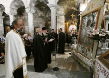 Οι δύο πρώτες Παρακλήσεις σε Πάρο και Νάξο