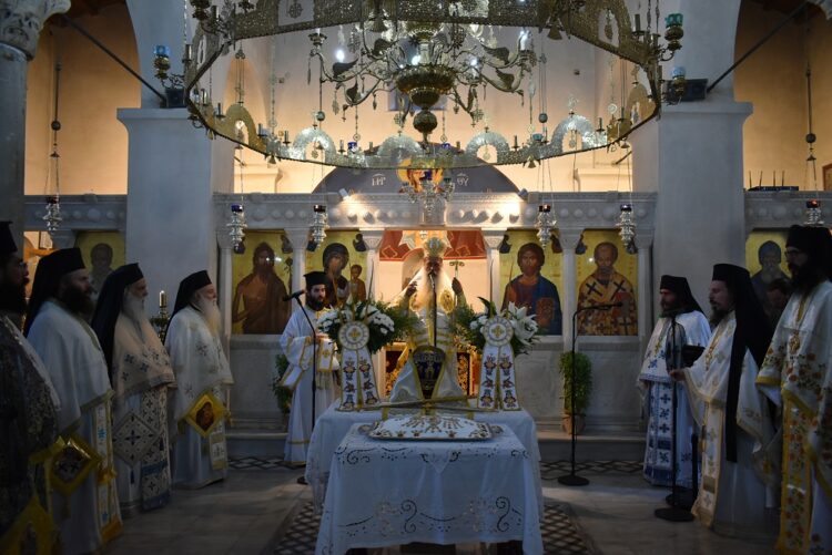 Υπαταίων Αγίων Ιερά Σύναξις