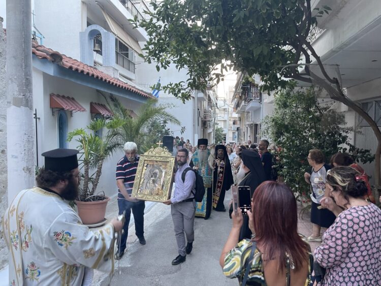 Μητροπολίτης Πειραιώς: «Η Παναγία είναι ένα παράθυρο του ουρανού στη ζωή μας»
