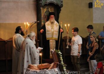 Εσπερινός στον Ναό Αγίου Σπυρίδωνος πόλεως Άρτης