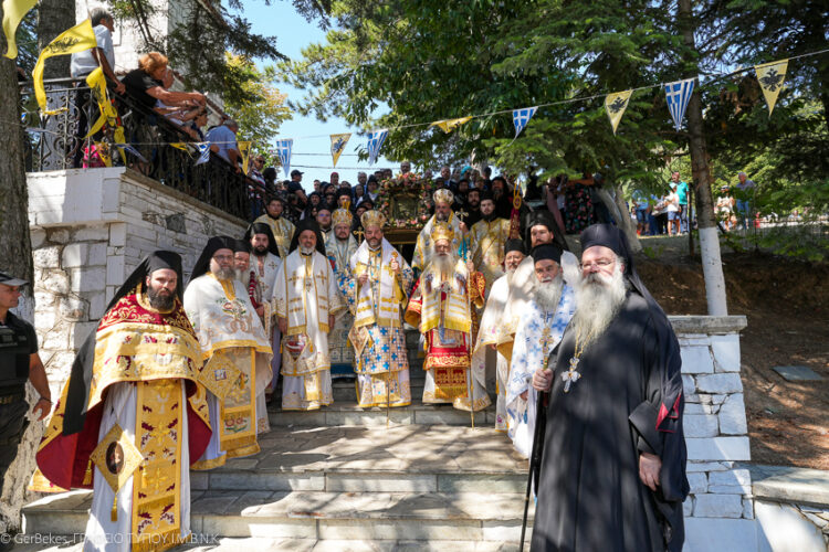 Πολυαρχιερατικό Συλλείτουργο στην Παναγία Σουμελά στο Βέρμιο