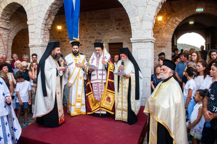 Ο Εσπερινός της Κοιμήσεως της Θεοτόκου στην Ιερά Μονή Βουλκάνου Μεσσηνίας