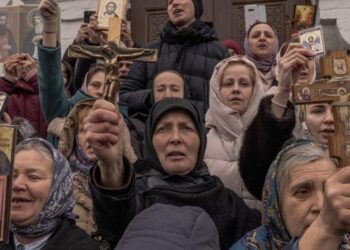 Το “διαίρει και βασίλευε” καλά κρατεί!