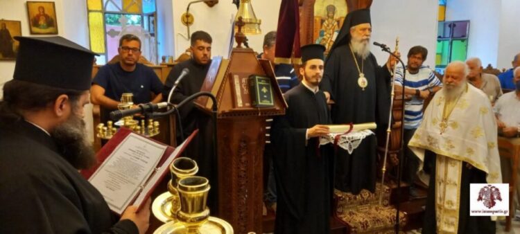 Ο Σεβ. Μητροπολίτης Σπάρτης τίμησε στα Λιρά τον Πρωτ. Στυλιανό Τσιγκούνη