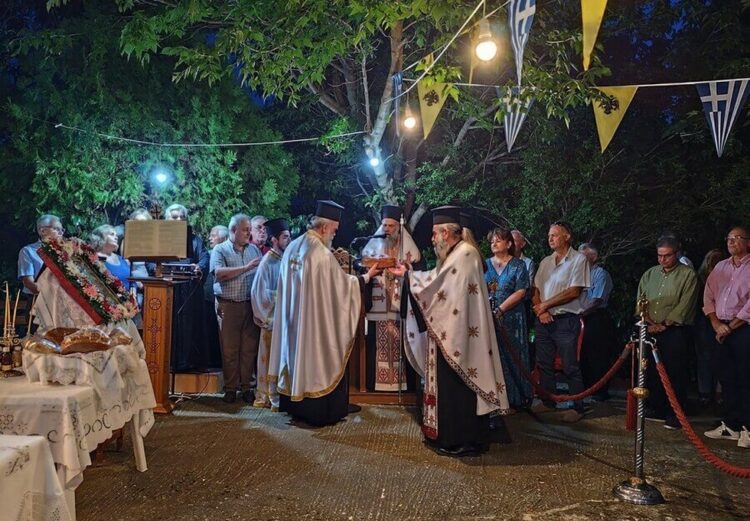 Η  εορτή του Αγίου Φανουρίου στη Μητρόπολη Θεσσαλιώτιδος