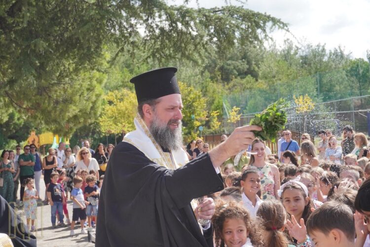 Αγιασμοί για την νέα σχολική χρονιά από τον Μητροπολίτη Θεσσαλονίκης Φιλόθεο