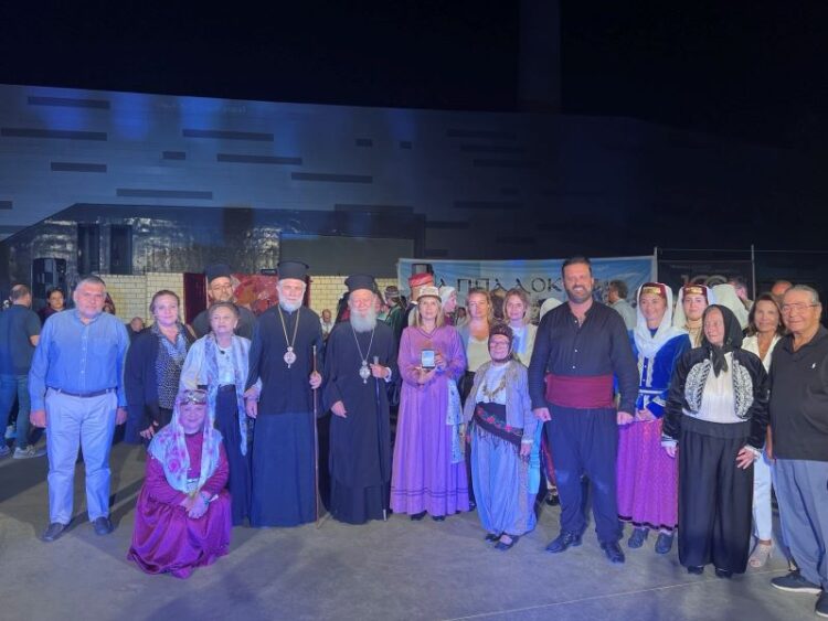 ΜΕ ΜΙΑ ΠΑΤΡΙΔΑ ΣΤΗΝ ΚΑΡΔΙΑ ΚΑΙ ΤΙΜΗ ΣΤΑ 100 ΧΡΟΝΙΑ ΤΟΥ ΟΣΙΟΥ ΙΩΑΝΝΟΥ ΣΤΗΝ ΕΥΒΟΙΑ