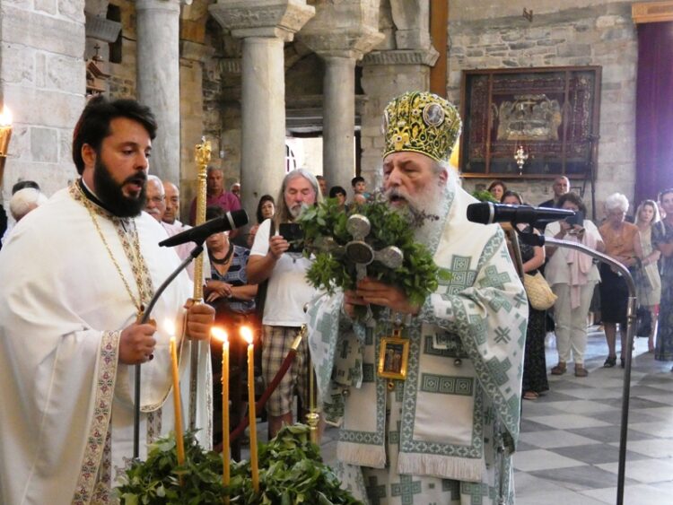 Η εορτή της Υψώσεως του Τιμίου Σταυρού στην Πάρο