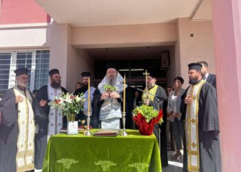 Αγιασμούς σε σχολικές μονάδες από τον Μητρ. Λαρίσης