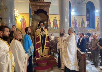 Ο Πανηγυρικός Εσπερινός του Ι. Μ. Ν. Παναγίας Φανερωμένης Τυρνάβου