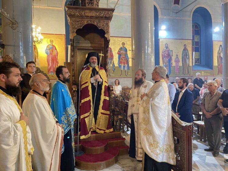 Ο Πανηγυρικός Εσπερινός του Ι. Μ. Ν. Παναγίας Φανερωμένης Τυρνάβου