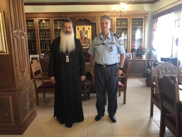 Ο νέος Αστυνομικός Διευθυντής Φθιώτιδος στον Σεβασμιώτατο Μητρ. Συμεών