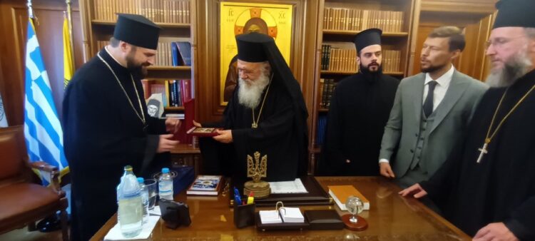 Aντιπροσωπεία της Θεολογικής Ακαδημίας του Κιέβου  στο Συνοδικό Μέγαρο