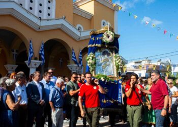 Αναχώρησε για το μοναστήρι της η Ιερά Εικόνα της Παναγίας της Δημιοβίτισσας