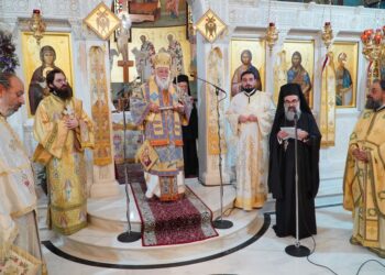 Tο Ιερό Λείψανο της αγίας δεξιάς χείρας του Αγίου Σπυρίδωνος στη Θεσσαλονίκη