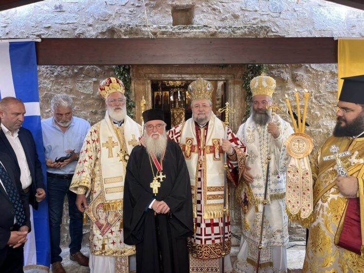 ΕΟΡΤΑΣΕ Η ΠΑΝΑΓΙΑ ΤΩΝ ΜΥΡΙΟΚΕΦΑΛΩΝ ΣΤΟ ΡΕΘΥΜΝΟ