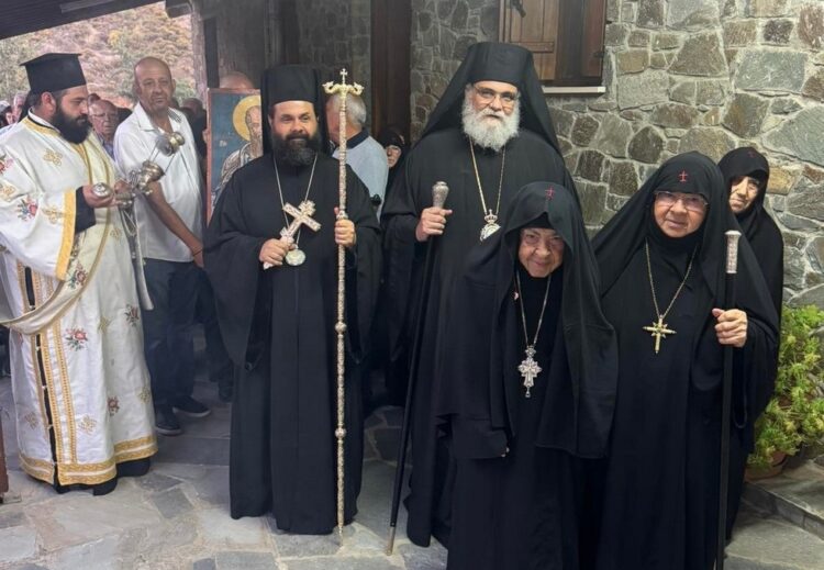 Πανηγυρικός Εσπερινός στην Ιερά Μονή Αγίου Ιωάννη Θεολόγου Φικάρδου