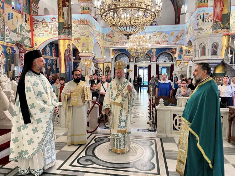 ΜΗΤΡΟΠΟΛΙΤΗΣ ΧΑΛΚΙΔΟΣ: Η ΑΓΑΠΗ ΜΕΤΡΙΕΤΑΙ ΜΕ Ο,ΤΙ ΘΥΣΙΑΖΕΙ ΚΑΝΕΙΣ ΓΙΑ ΧΑΡΗ ΤΗΣ