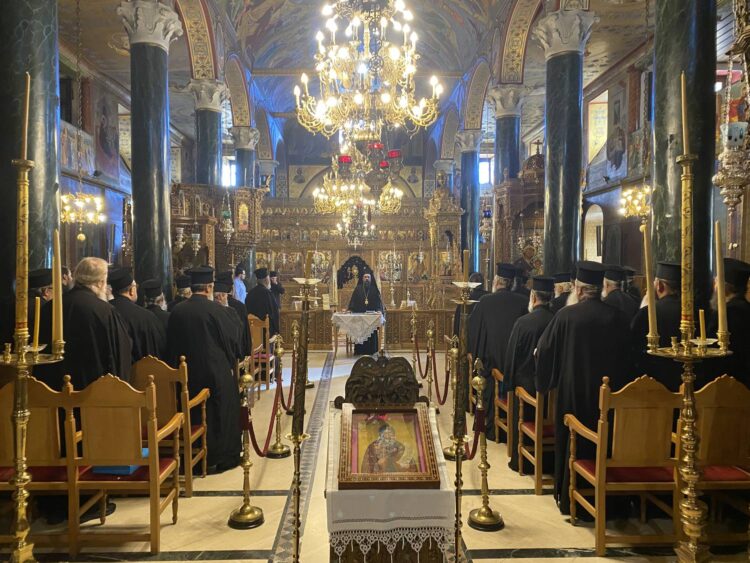 Ἱερατική Σύναξη στὴν Μητρόπολη Καστορίας