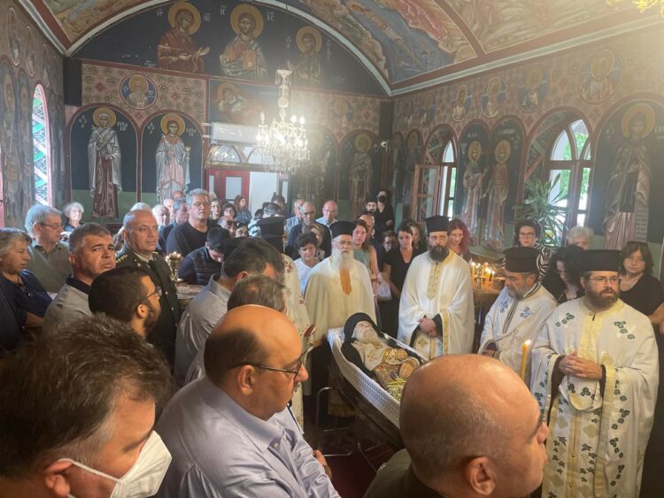 Το ύστατο χαίρε στον Ηγούμενο της Μονής Λειμώνος   και Πρωτοσύγκελο της Ι.Μ.Μηθύμνης Αρχιμ. Νικόδημο