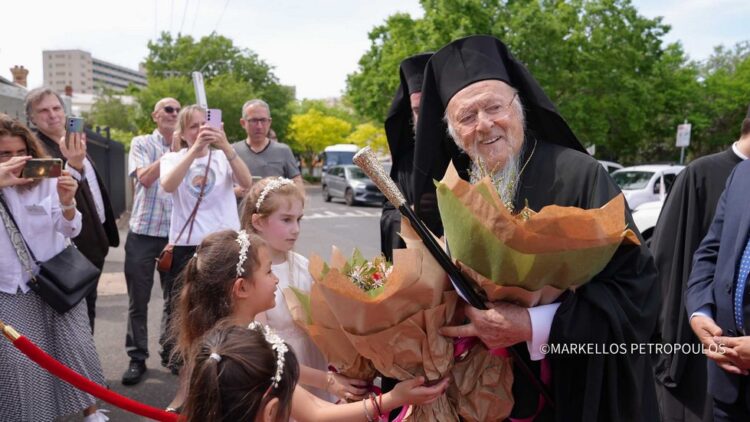 Ο Οικουμενικός Πατριάρχης ευλόγησε το φιλανθρωπικό πρόγραμμα «Πέντε Άρτοι» στη Μελβούρνη