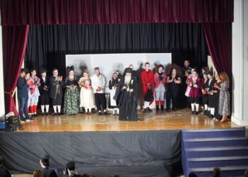 Ο «Κατά φαντασίαν ασθενής» από την θεατρική ομάδα της Ιεράς Μητροπόλεως Πειραιώς