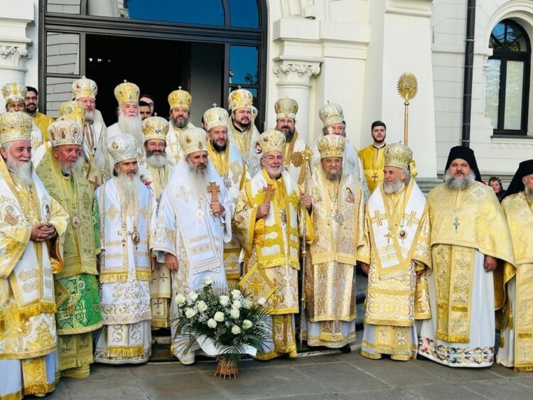Ο Αρχιεπίσκοπος Θυατείρων στη Ρουμανία