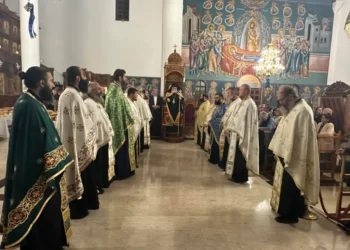 Ο πανηγυρικός Εσπερινός τουΟσίου Θεράποντος στο Λυθροδόντα