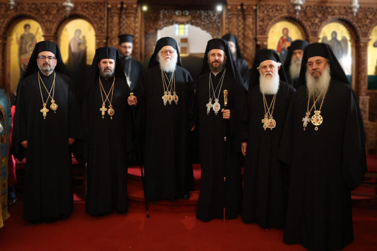 Ενθρόνιση του νέου Μητροπολίτη Βερατίου, Αυλώνος και Κανίνης κ. Αστίου