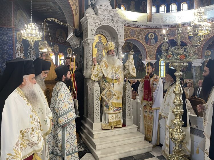 Μητροπολίτης Πειραιώς: Να εμπνεύσετε τα παιδιά και τα εγγόνια σας. Να τα πλημμυρίσετε με Χριστό και αλήθεια.
