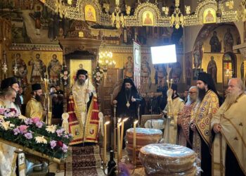 Δισασχιερατικὸς Ἑσπερινὸς στὸν μεγαλοπρεπῆ Ἱερὸ Ναὸ τοῦ Ἁγίου Νεκταρίου, στὸ Ἄργος Ὀρεστικό