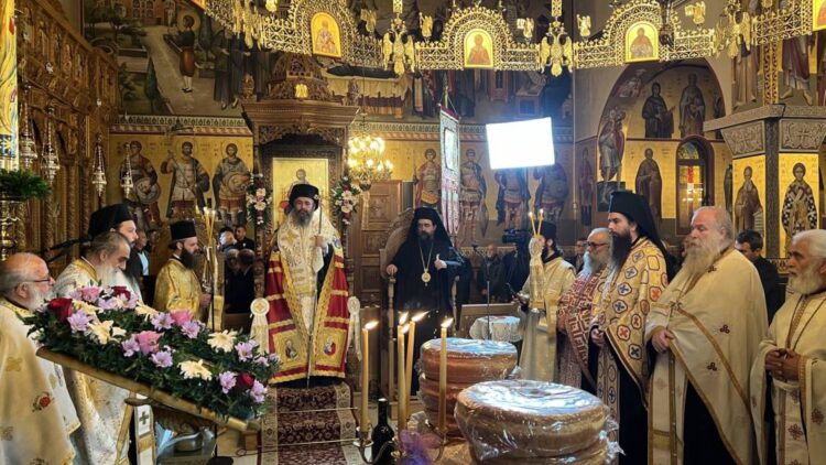 Δισασχιερατικὸς Ἑσπερινὸς στὸν μεγαλοπρεπῆ Ἱερὸ Ναὸ τοῦ Ἁγίου Νεκταρίου, στὸ Ἄργος Ὀρεστικό