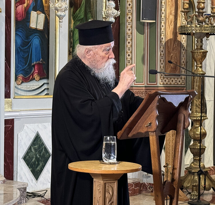 Αρχιμανδρίτης π. Δανιήλ Αεράκης: Πέτρος και Κορνήλιος