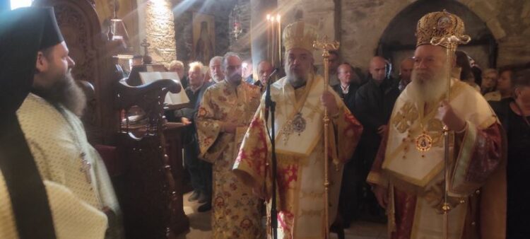 ΑΡΧΙΕΡΑΤΙΚΟ ΣΥΛΛΕΙΤΟΥΡΓΟ ΣΤΗΝ Ι. ΜΟΝΗ ΑΓ. ΓΕΩΡΓΙΟΥ ΑΡΜΑ ΦΥΛΛΩΝ