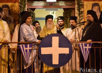 Πλήθος κόσμου στην λιτανεία του Αγίου Νεκταρίου στην Ηλιούπολη