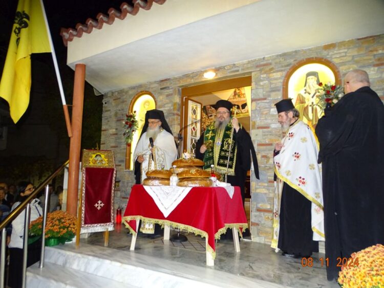Ο Εσπερινός του Αγίου Νεκταρίου στη Λάρισα