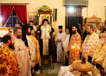 Ο εσπερινός των Ταξιαρχών στο “Ταξιαρχάκι” της Καλαμάτας