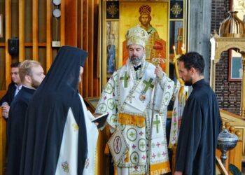 Ο Ιρλανδίας Ιάκωβος στον Ναό που εφημέρευε