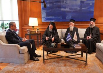 Συνάντηση Πατριάρχου Βαρθολομαίου με Μητσοτάκη
