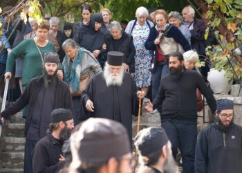 Ιερά αποδημία σε μοναστήρια της Πελοποννήσου